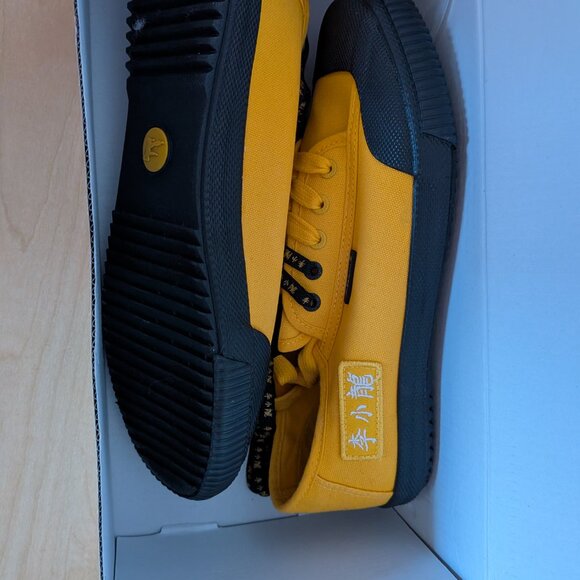 Feiyue Bruce Lee Special Edition Low Top Sneaker Yellow NWT. US 10M/12W/EUR 43 - Picture 3 of 12